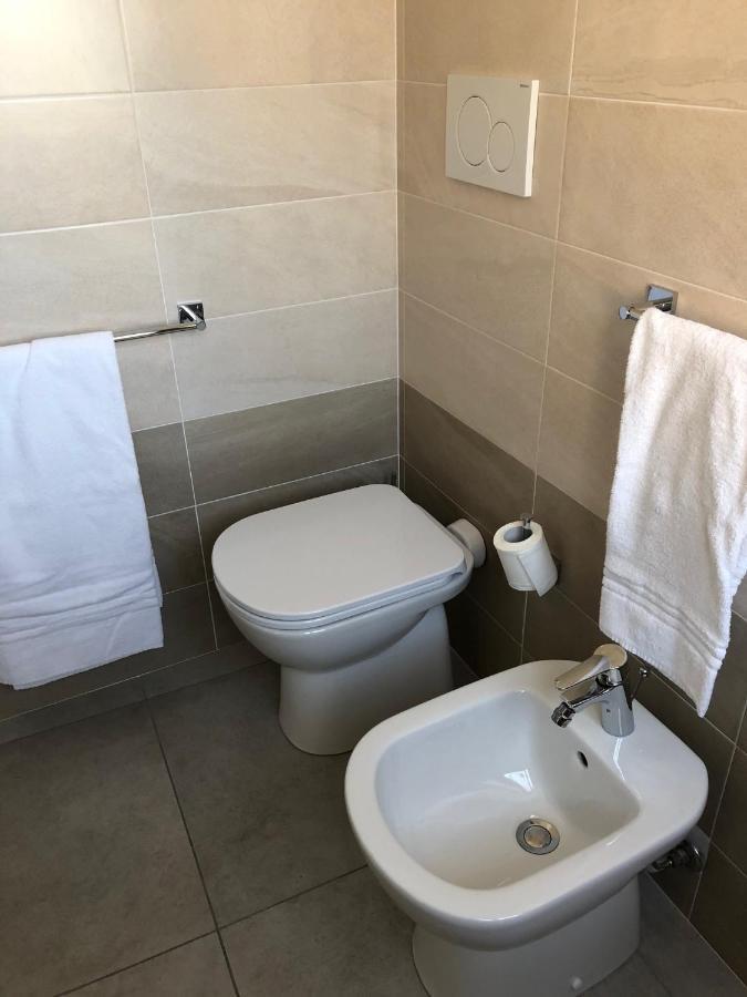 La Casa Della Ada Otel Castelnuovo del Garda Dış mekan fotoğraf