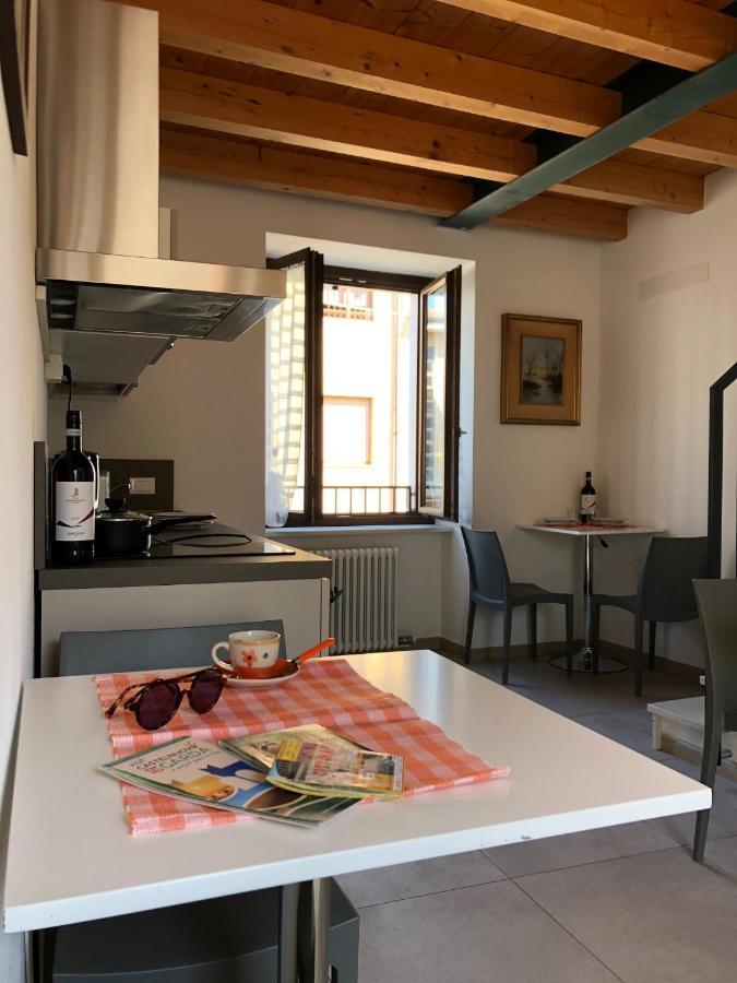 La Casa Della Ada Otel Castelnuovo del Garda Dış mekan fotoğraf