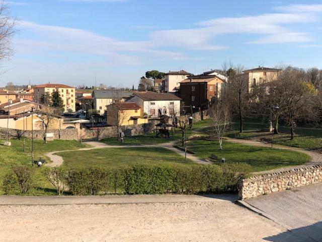 La Casa Della Ada Otel Castelnuovo del Garda Dış mekan fotoğraf